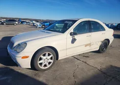 WDBRF61J03F372065: 78299685