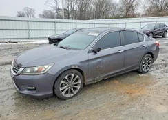 1HGCR2F53FA245445: 75964575