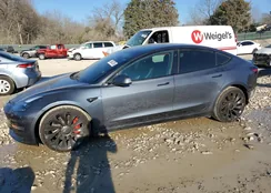 5YJ3E1ECXPF418780: 76461395