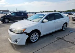 4T1BD1FK0CU037585: 69795755