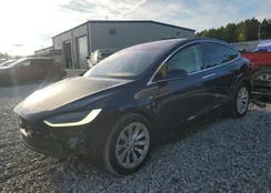 5YJXCBE28HF039296: 70351135