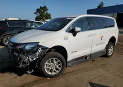 2C4RC1CG9PR558393: 71724644