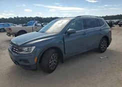 3VV3B7AX2KM196469: 84389385