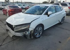 JHMZC5F15JC008802: 83840825