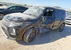 KNDJ23AU8M7791182: 84419425