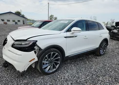 2LMPJ8KP4PBL12545: 82433225