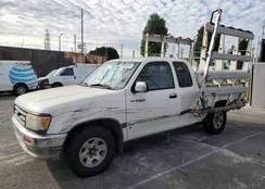 JT4TN14D6W0040562: 81951875