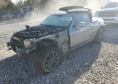 JM1NC2FF1A0206353: 89832485