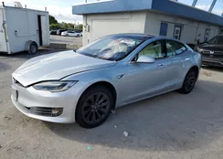 5YJSA1E20HF218801: 90690205