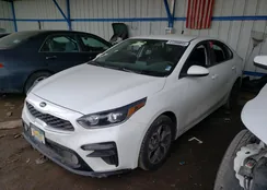 3KPF24AD0ME357849: 41306844