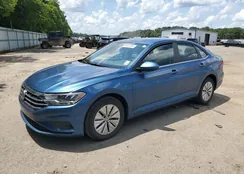 3VWC57BU5KM070193: 59901284