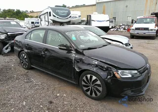 3VW637AJ0EM303587: 37213729