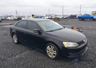 3VW3L7AJ3CM397934: 38497333