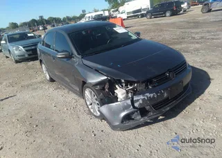 3VW3L7AJ2EM385440: 39615972