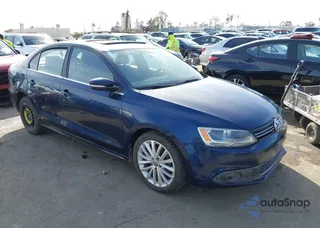 3VW3L7AJ7EM367323: 41419079