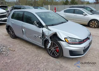 3VW547AU0HM036524: 42184322