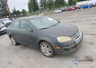3VWDT71K16M004692: 42286371