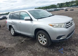 5TDBK3EH3CS111128: 43021308