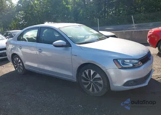 3VW637AJ3DM213882: 42552080