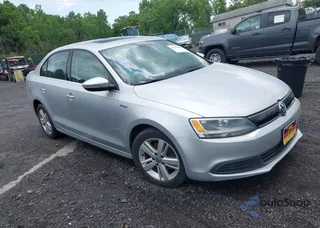 3VW637AJ9EM284943: 42567020