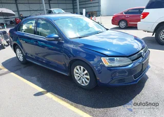 3VW637AJ5DM214869: 42817133