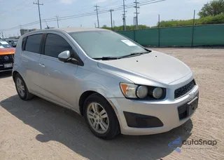 1G1JC6SH2E4101647: 45989566