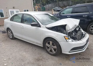 3VW267AJ3GM346930: 45990913