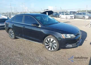 3VW637AJ9EM207666: 46075993
