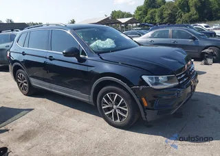 3VV3B7AX6KM136923: 45744444