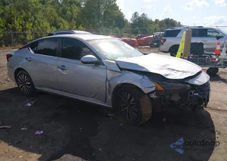 1N4BL4DV6PN340026: 45875774