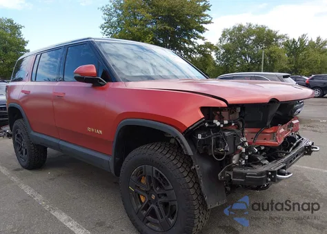 2023 Rivian R1S Adventure z USA, uszkodzony, nr VIN 7PDSGABA0PN007228
