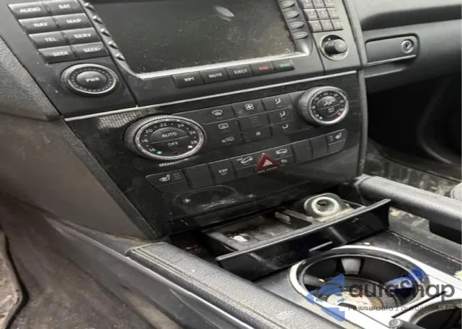 KM8JM12B35U071167: 40055002