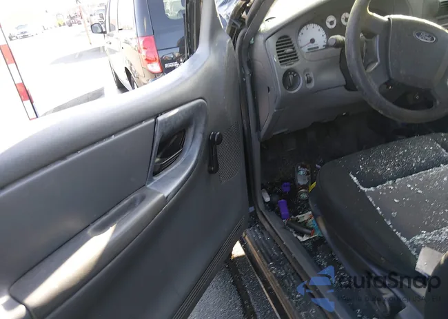 3MZBN1U73JM263442: 40051241