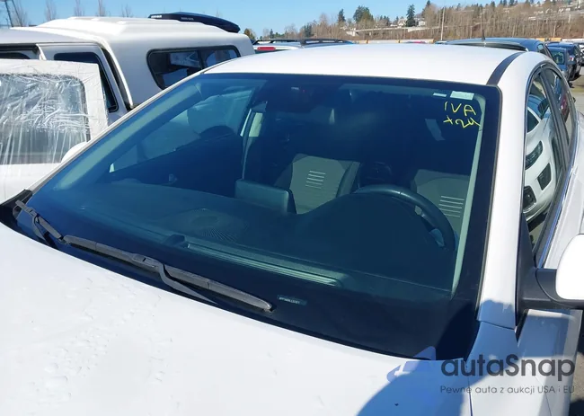 WBA8A9C56HK620067: 40055128