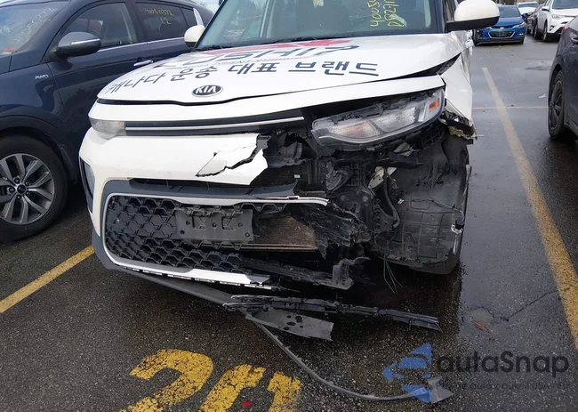 1G1ZE5ST8GF332913: 40054170