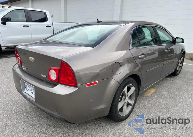 1FADP3FE8HL229771: 40052650