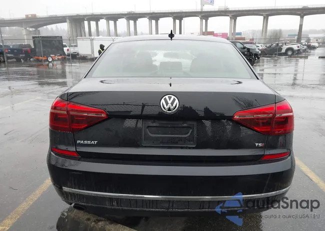 JH4DC54863C008823: 40058247