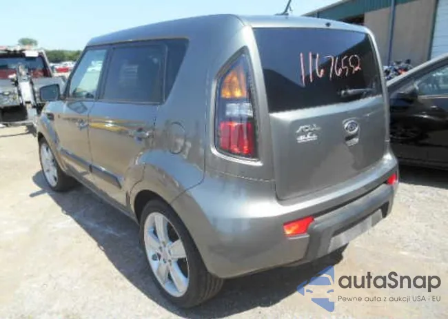 KNDJT2A28B7202943: 11676552