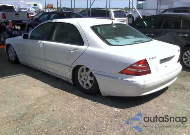 WDBNG70J7YA092005: 13624417