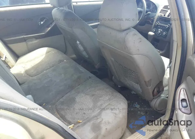 1G1ZT51886F106579: 17782521