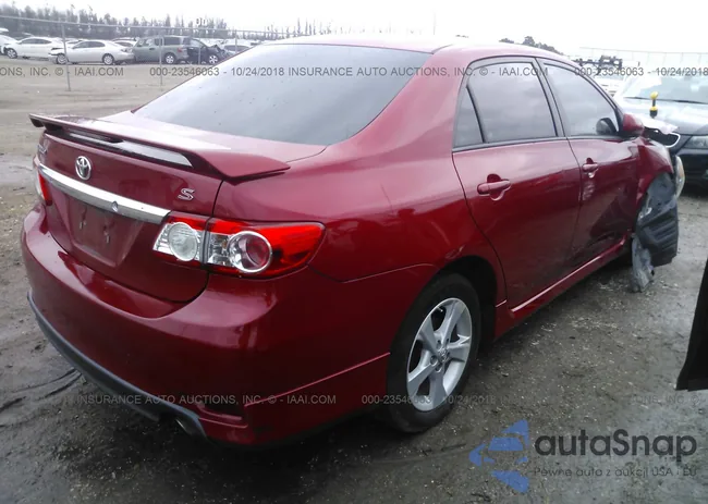 2T1BU4EE8BC616207: 23546063