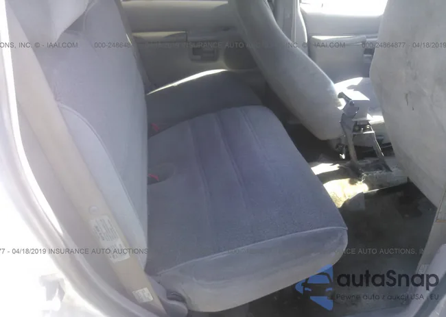 1FMZU35P0WUB42753: 24864877