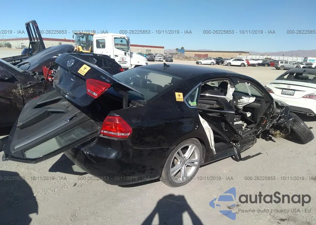 1VWBN7A35EC102974: 26225853