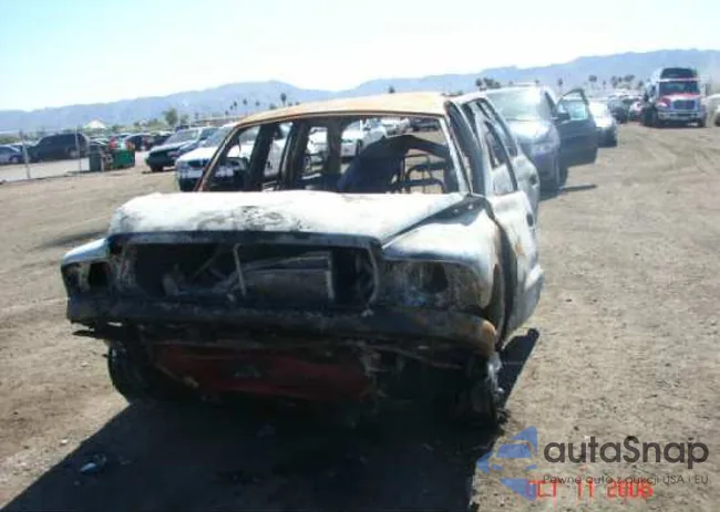 1B4HS28Z0YF152247: 2548113