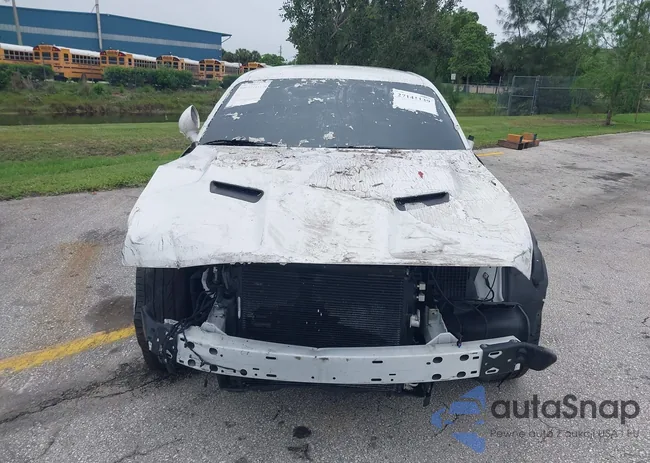 2C3CDZAG5HH651878: 27141139