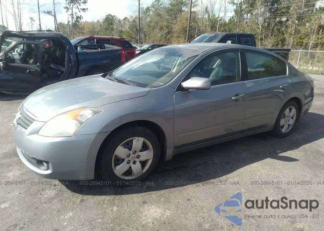 1N4AL21E18N551902: 26945101