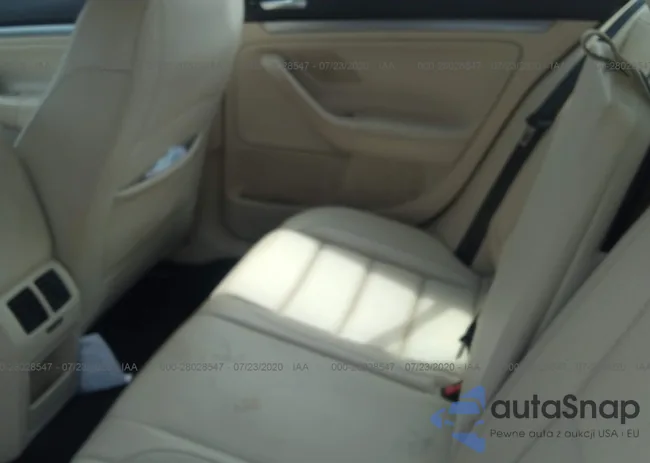 3VWRZ7AJ9AM162430: 28028547