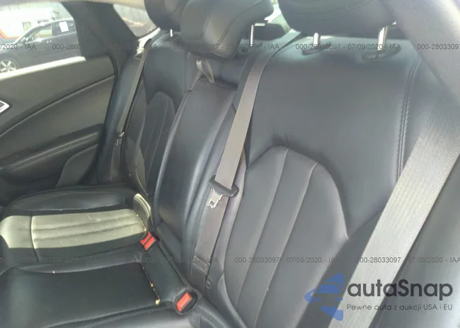 1C3CCCCG7FN522459: 28033097