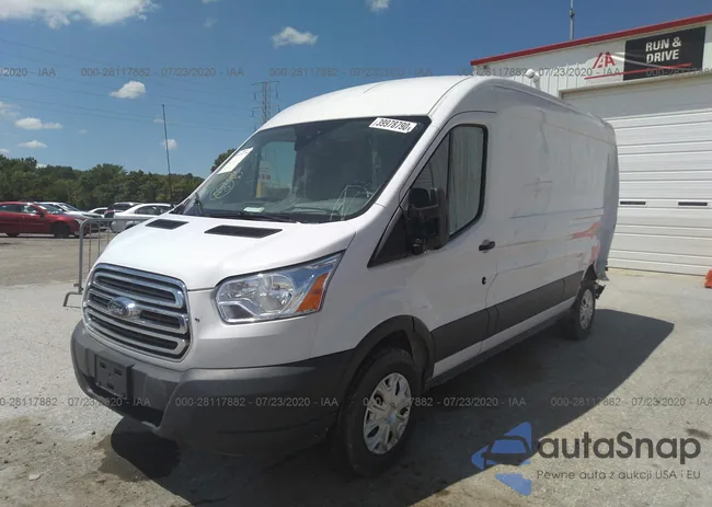 1FTYE2CM0JKB22216: 28117882