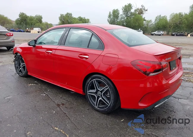 W1K3G4EB0LW045411: 28242407